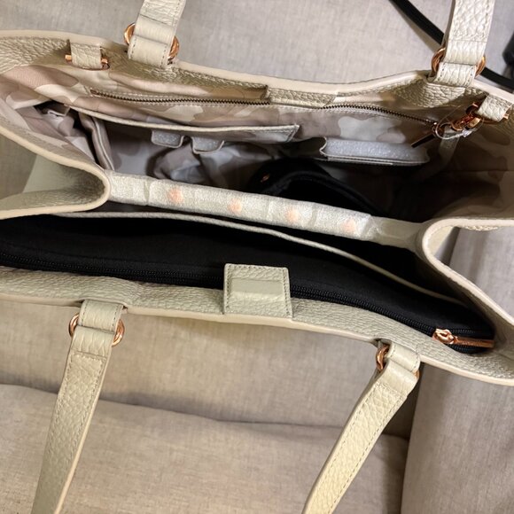 Dagne Allyn Large Leather Tote - Picture 2 of 11